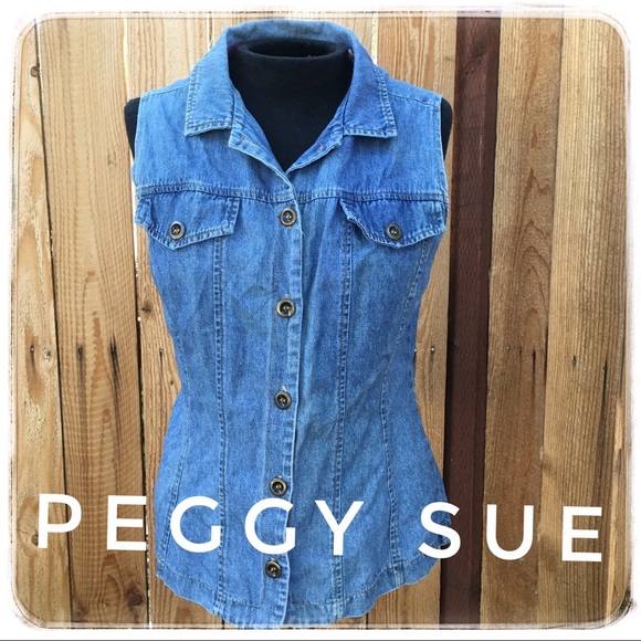 Peggy Sue Tops - Peggy Sue denim sleeveless button up  top Small B7